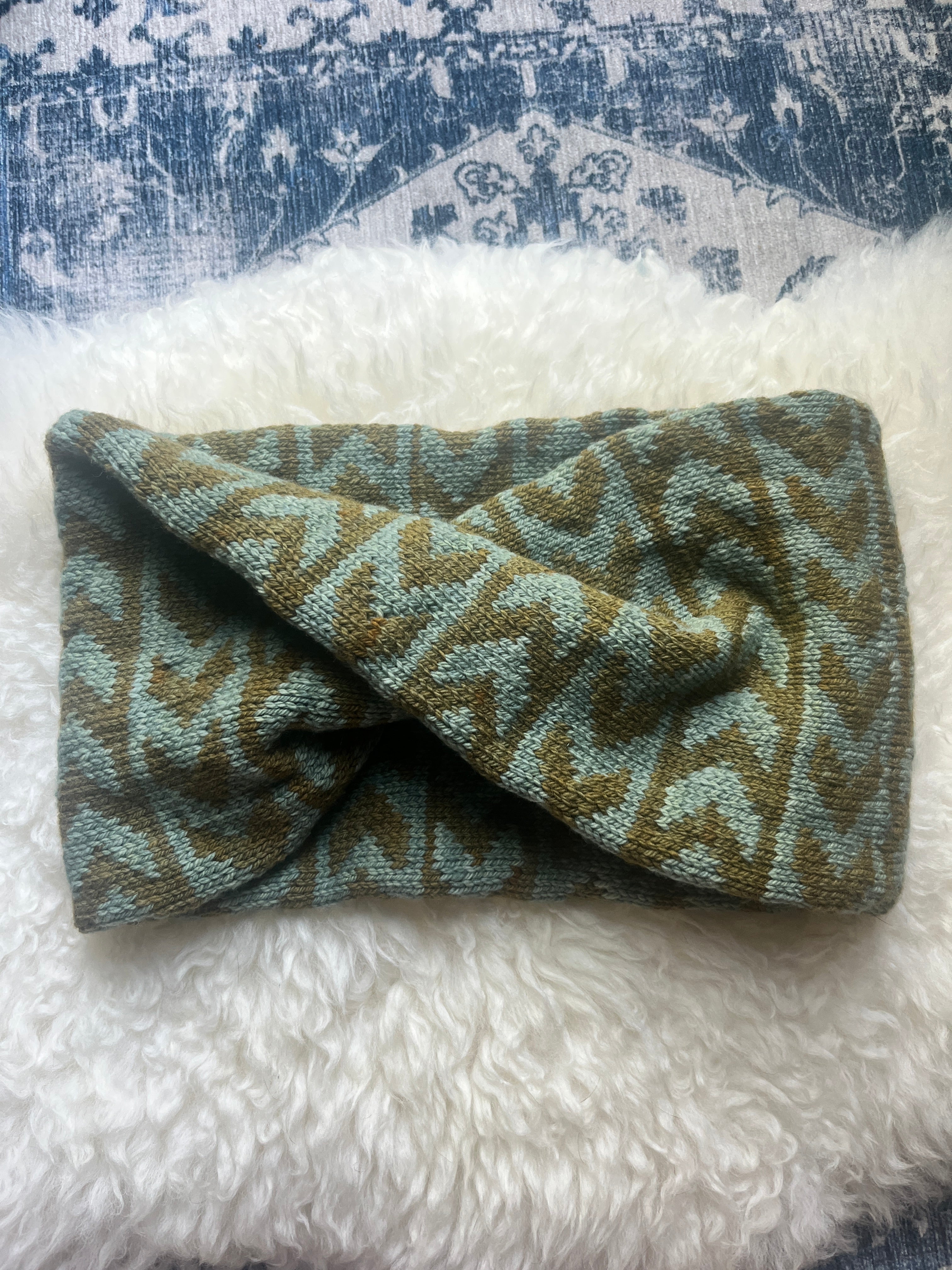 Which Way Cowl Pattern